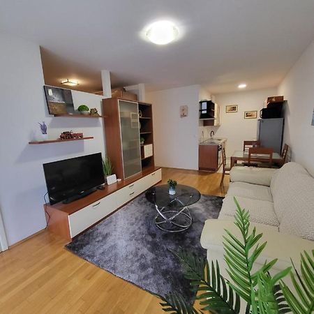 Apartment Tonci Vrbani Zagreb Exterior foto